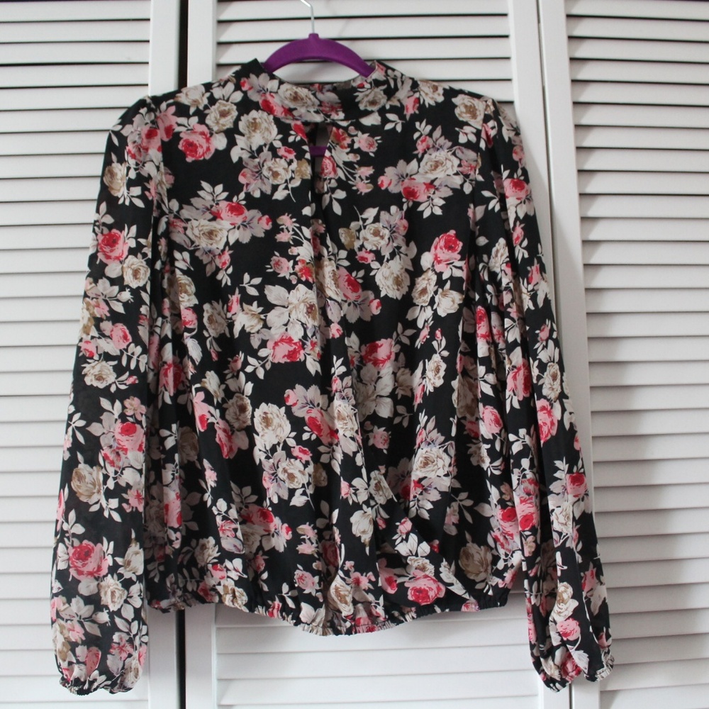 Flower Print Mock Neck Choker Blouse